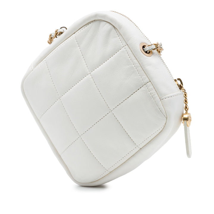 CC Matelassé Diamond Pochette avec chaîne Cuir d'agneau Blanc