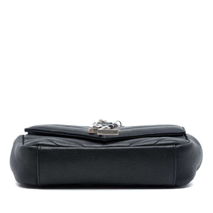 Saint Laurent Chevron Classic Punk Sac à chaîne Baby de mouton Noir – vue 3 – GABY PARIS