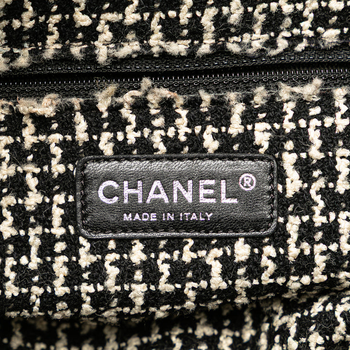 Chanel Glazed Cuir de veau Tweed Tweedy Shopping Cabas Noir – GABY PARIS Authentique