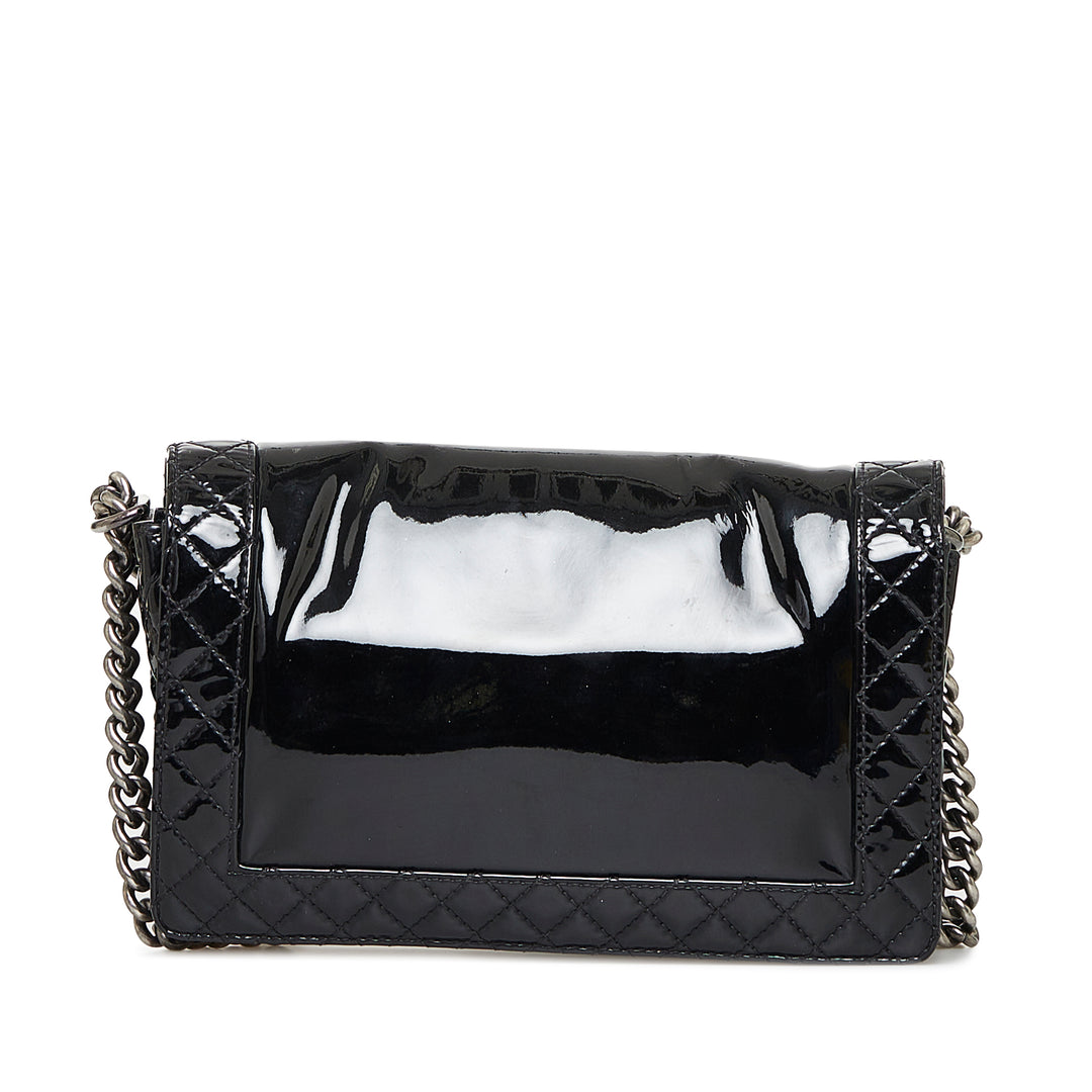 Chanel Medium Cuir verni Boy Reverso Flap Noir – GABY PARIS Authentique
