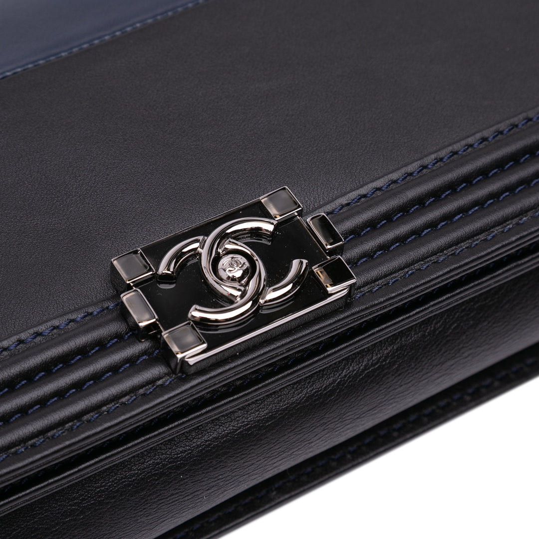 Chanel Bicolor Cuir d’agneau Boy Pochette Noir