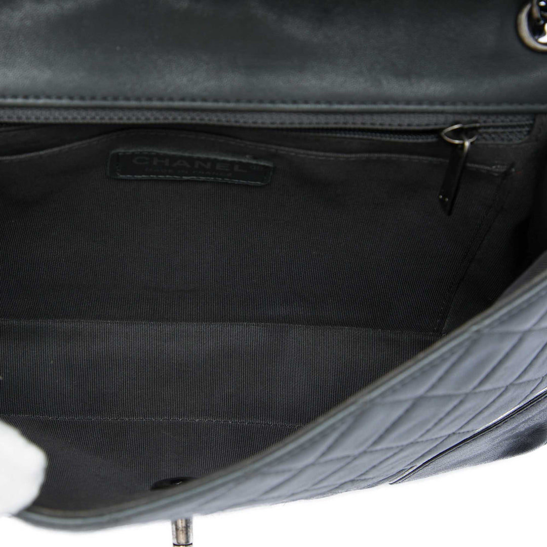 Chanel Paris Salzburg Medium Bicolor Matelassé Cuir d’agneau Tyrolean à rabat