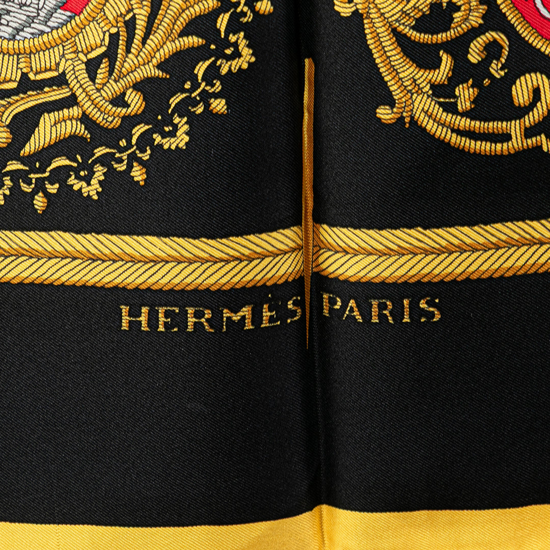 Hermès Les Armes de Paris Soie Foulard Noir – GABY PARIS Authentique
