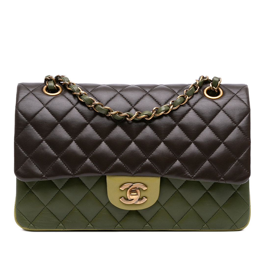 Chanel Medium Classic Tricolor Cuir d’agneau Double rabat Vert – GABY PARIS Authentique