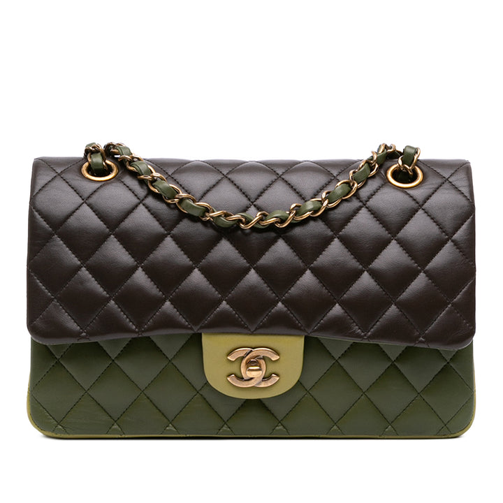 Chanel Medium Classic Tricolor Cuir d’agneau Double rabat Vert – GABY PARIS Authentique