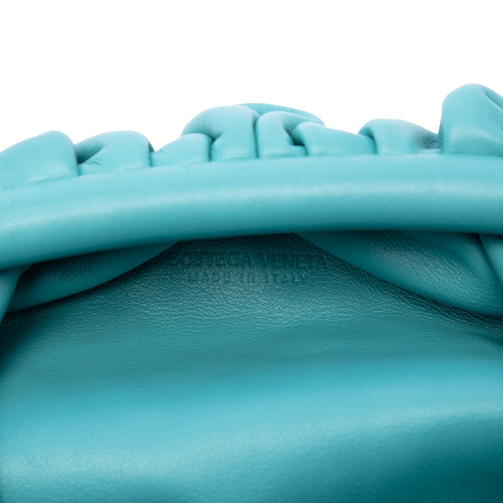Bottega Veneta Pochette The Mini Cuir d'agneau Bleu – vue 5 – GABY PARIS