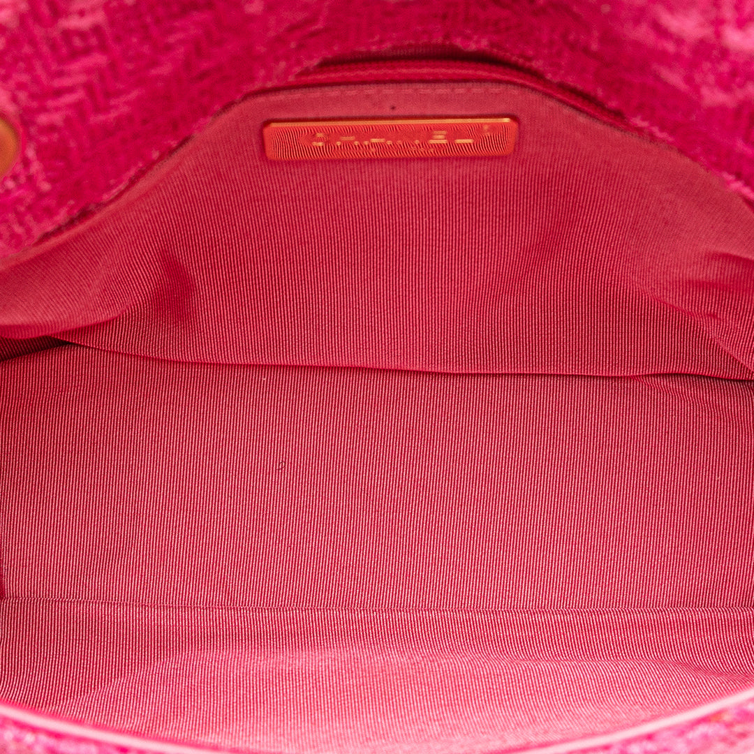 Chanel Laine Tweed Giant Logo Flap Rose – GABY PARIS Authentique