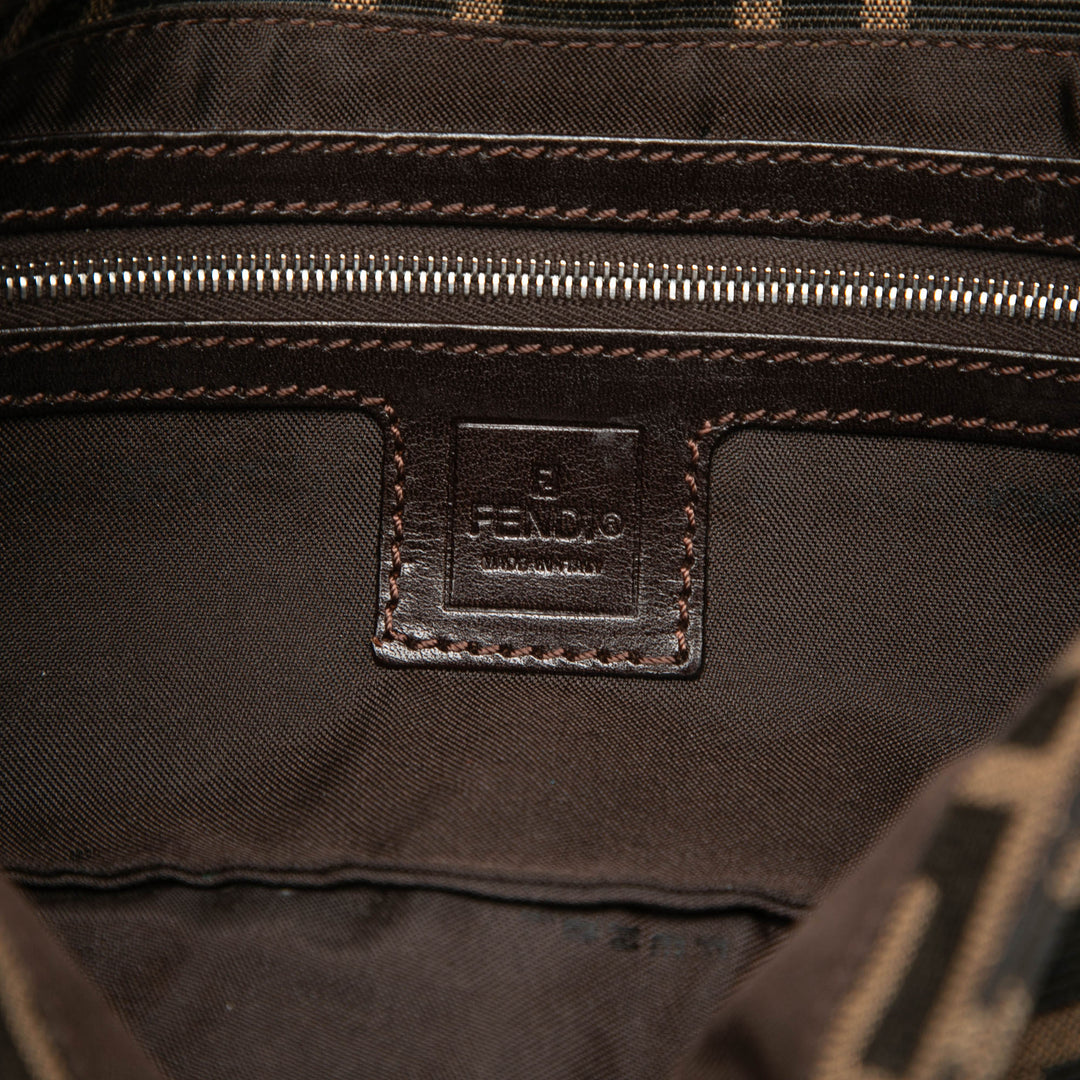 Fendi Zucca Baguette Marron – vue 5 – GABY PARIS