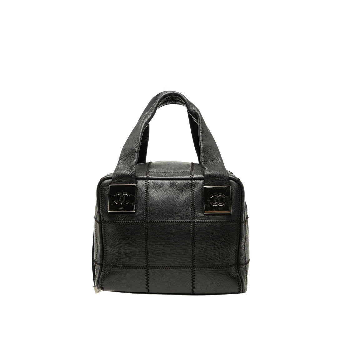Chanel Chocolate Bar Surpiqué Caviar Sac à main