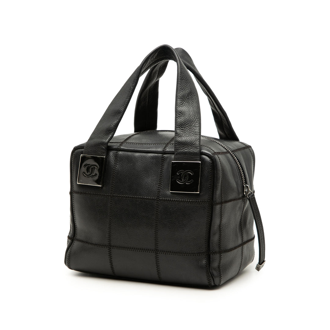 Chanel Chocolate Bar Surpiqué Caviar Sac à main