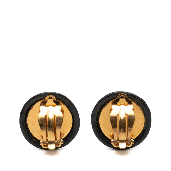 Chanel CC Resin et Brass Logo Imprimé À clip Boucles d'oreilles Métal