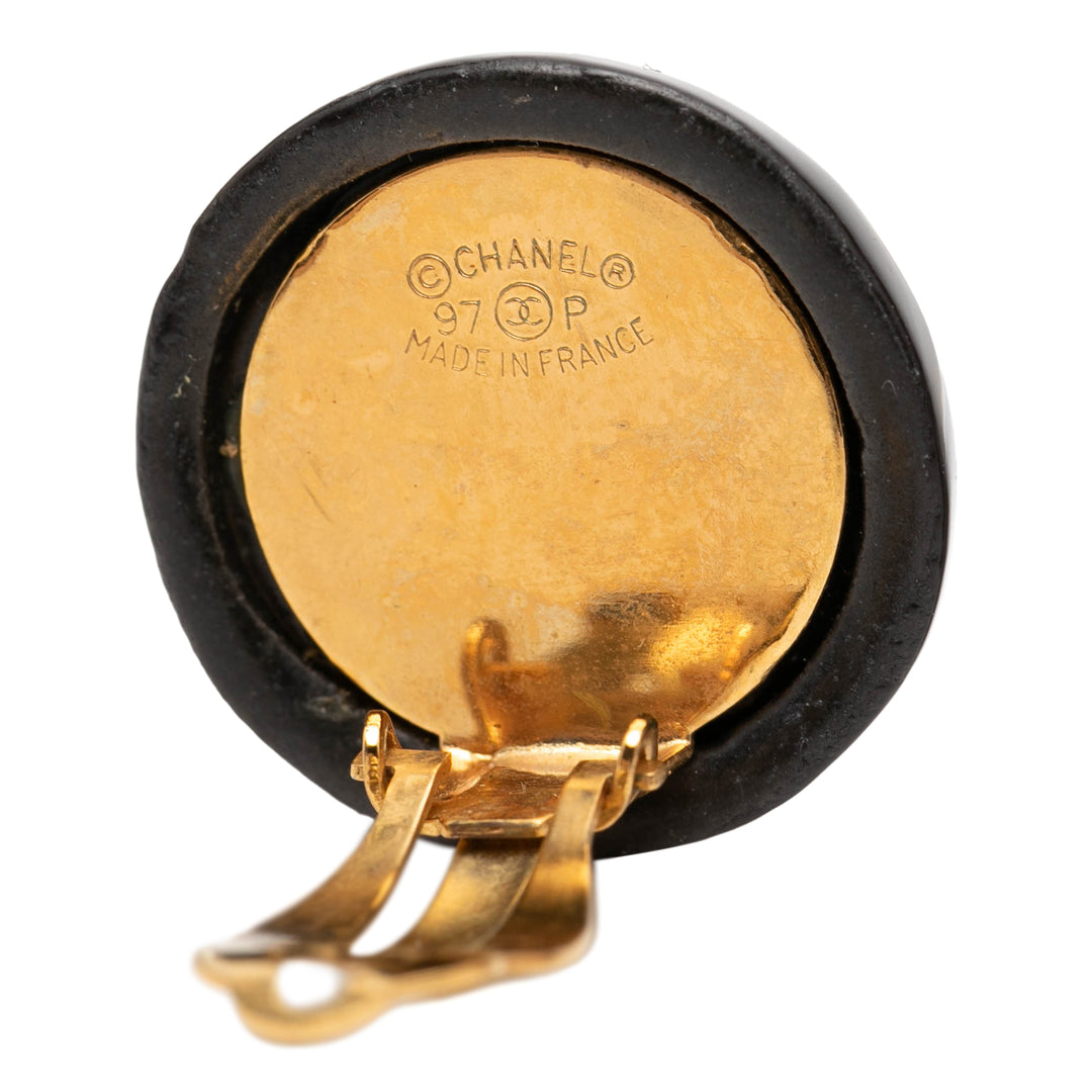Chanel CC Resin et Brass Logo Imprimé À clip Boucles d'oreilles Métal