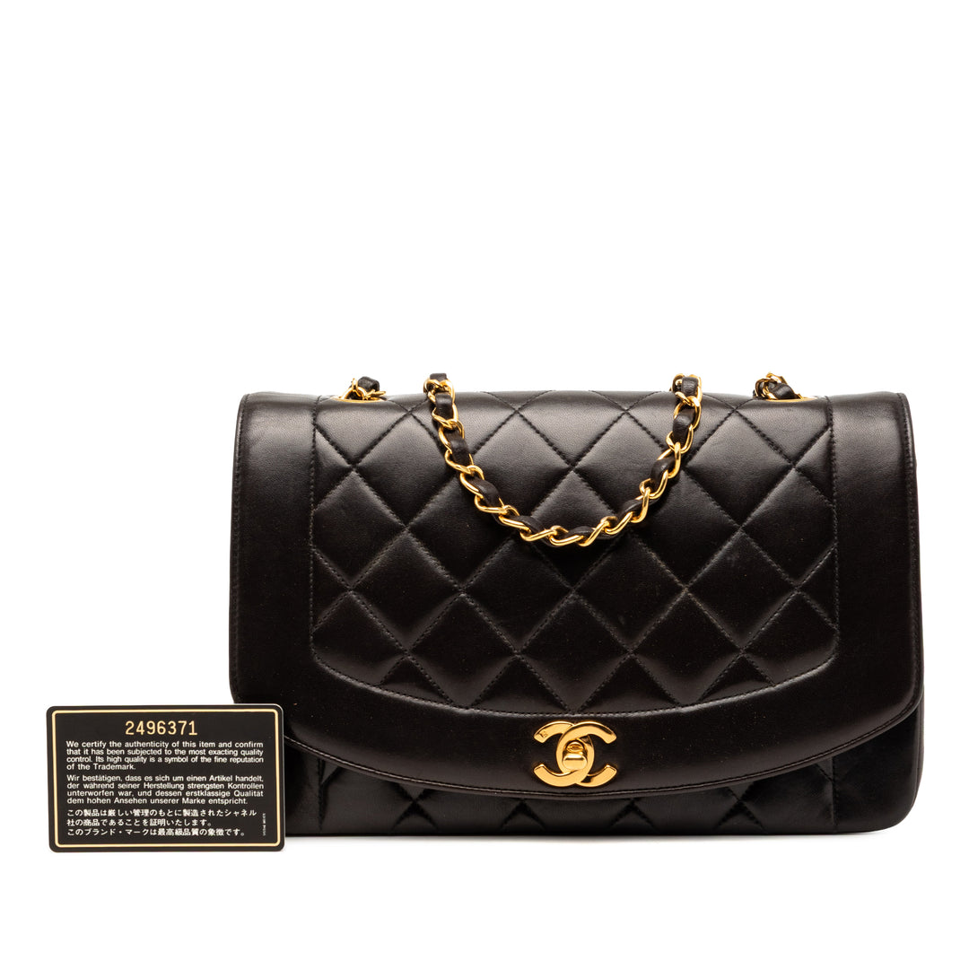 Chanel Medium Cuir d’agneau Diana à rabat