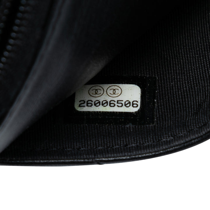 Chanel Chevron Cuir d’agneau Button Wallet On Chain