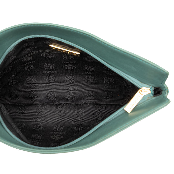 LOEWE Pochette Logo Wristlet Material Vert – vue 4 – GABY PARIS