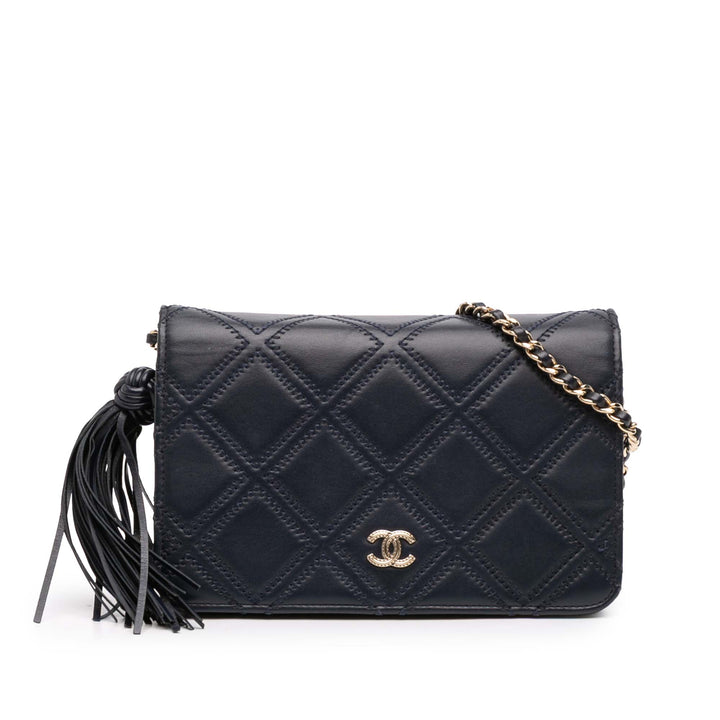 Chanel CC Matelassé Cuir d’agneau Double Stitch Pompon Wallet on Chain