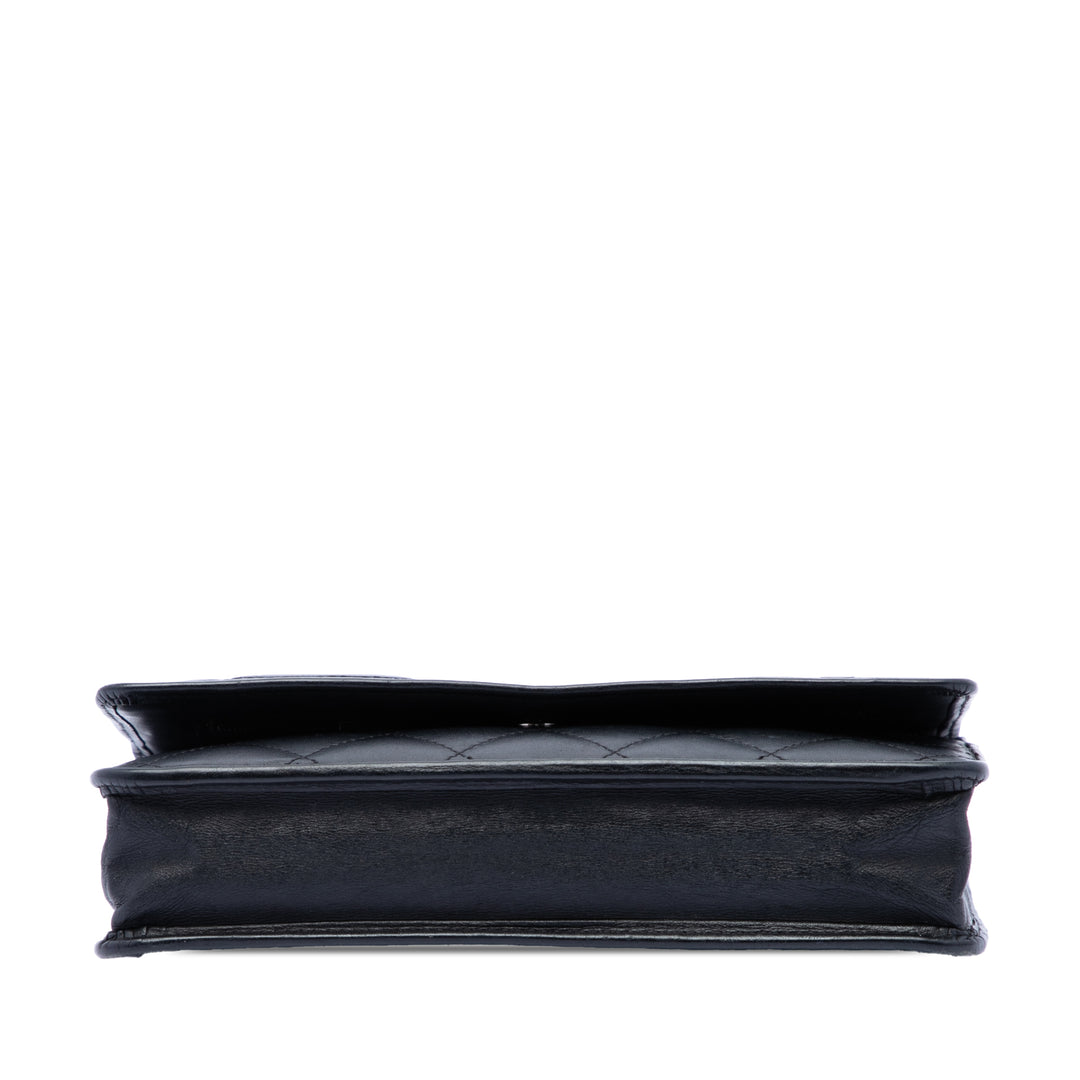 Chanel Matelassé Cuir d’agneau Cambon Ligne Wallet on Chain