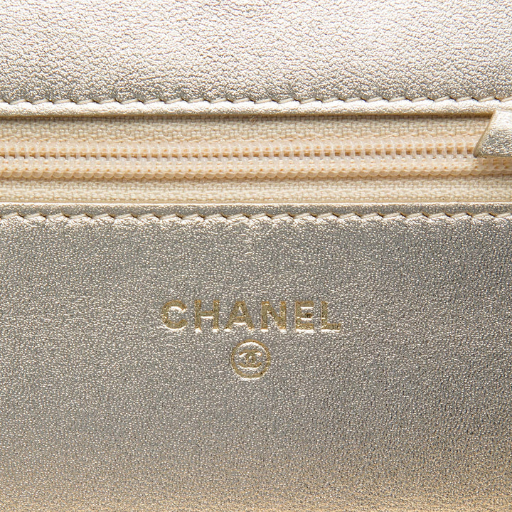 CC Diamond Stitch Wallet on Chain Bleu