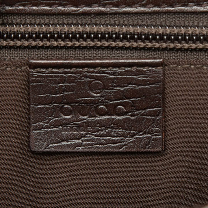 Gucci GG Supreme Pochette