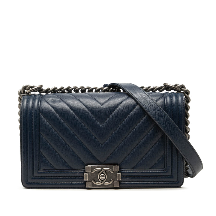 Chevron Boy à rabat Moyen Cuir caviar Bleu