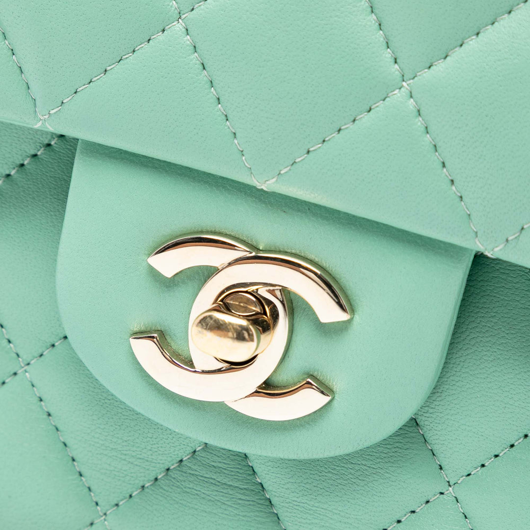 Chanel Small Classic Cuir d’agneau Double rabat Vert