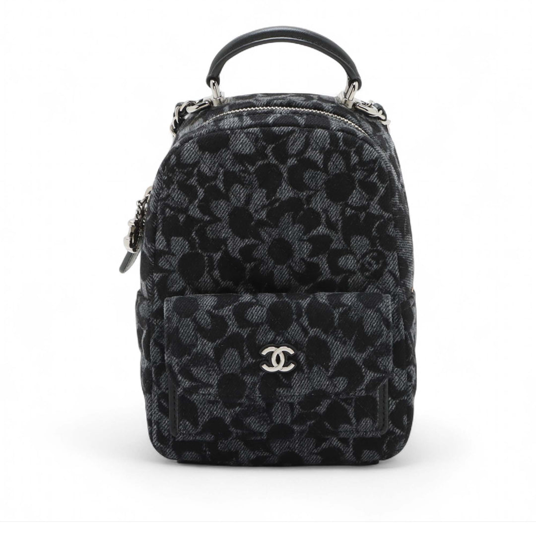 Chanel Toile Camellia Sac à dos
