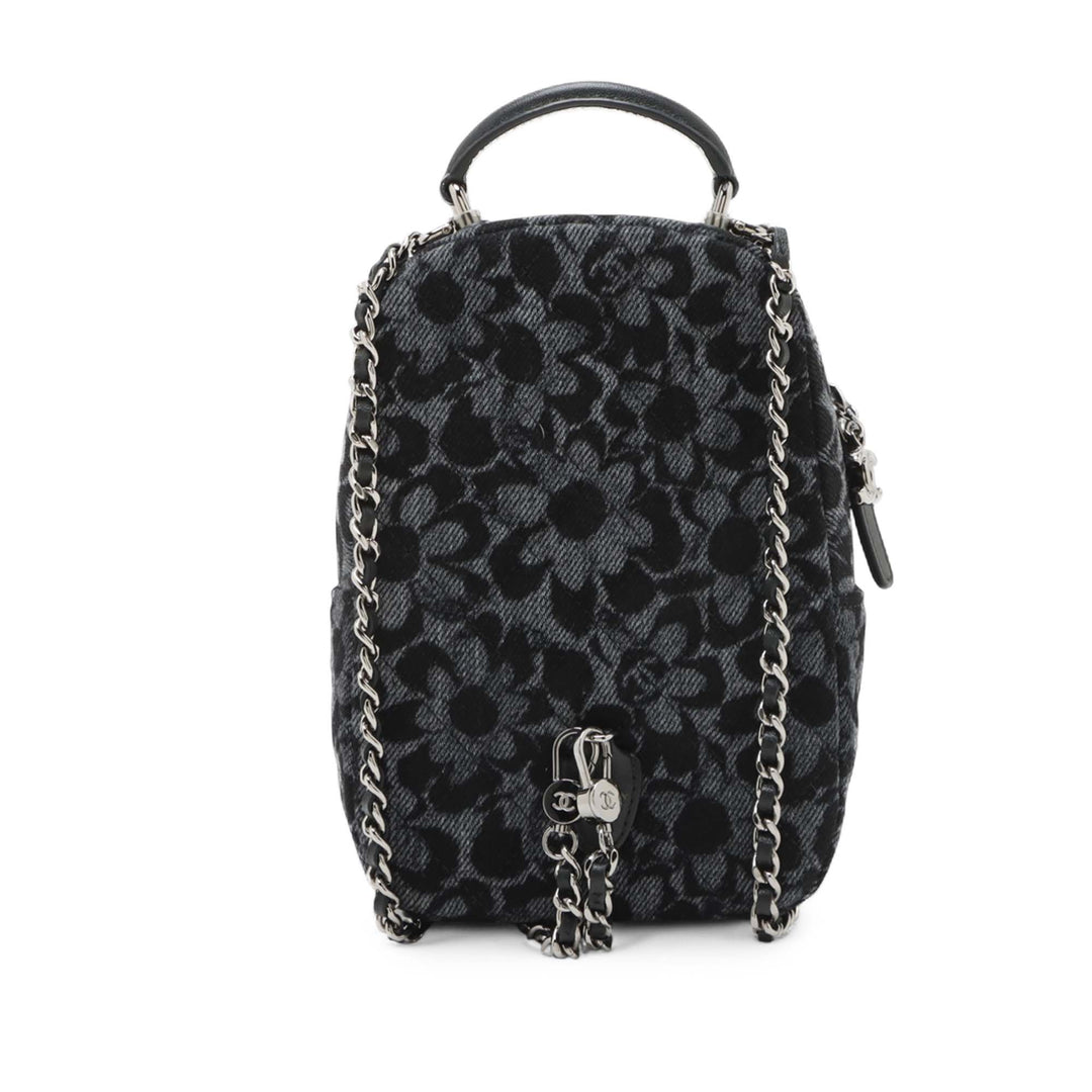 Chanel Toile Camellia Sac à dos