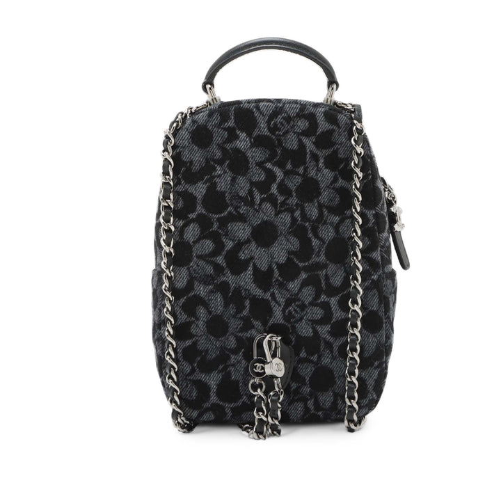 Chanel Toile Camellia Sac à dos