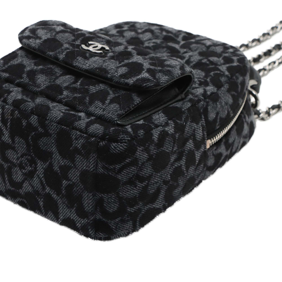 Chanel Toile Camellia Sac à dos