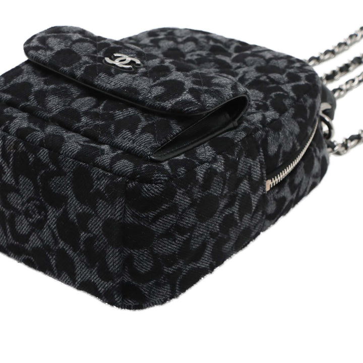 Chanel Toile Camellia Sac à dos