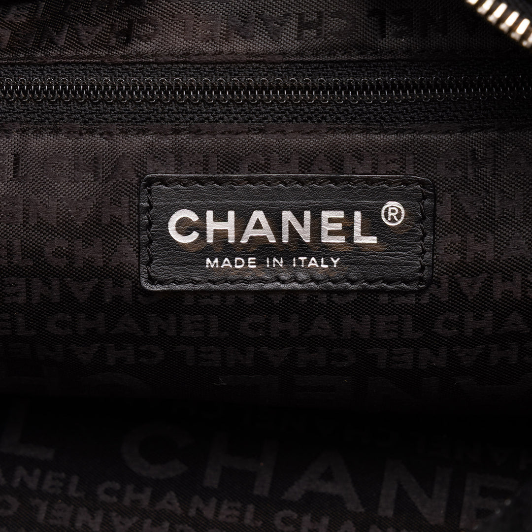 Chanel CC perforé Bowler Sac Cuir caviar Noir – vue 5 – GABY PARIS