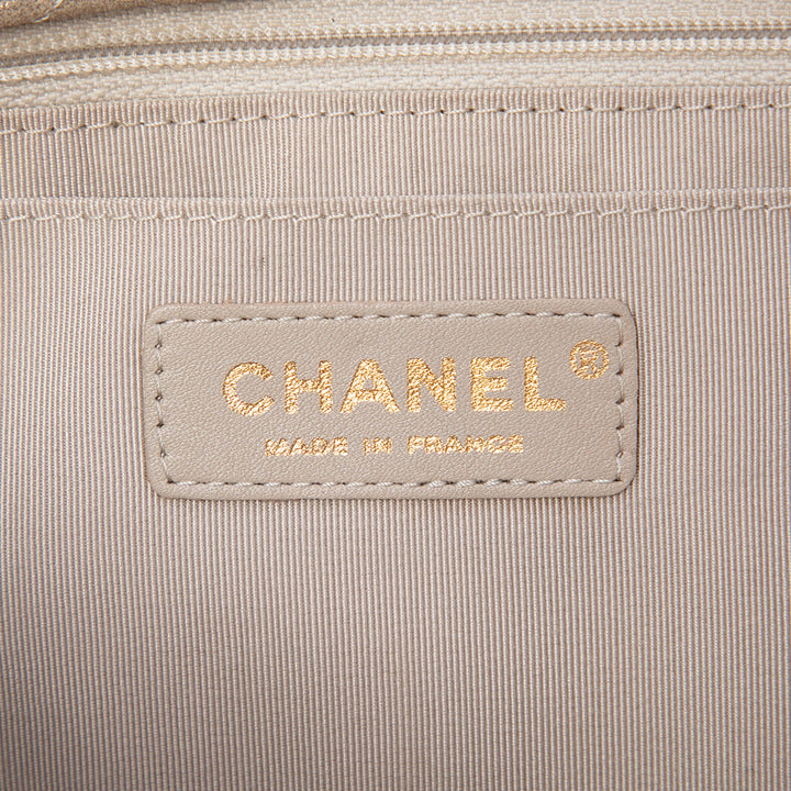 Chanel Medium Metallic Cuir d’agneau Embellished Mineral Nights Simple rabat