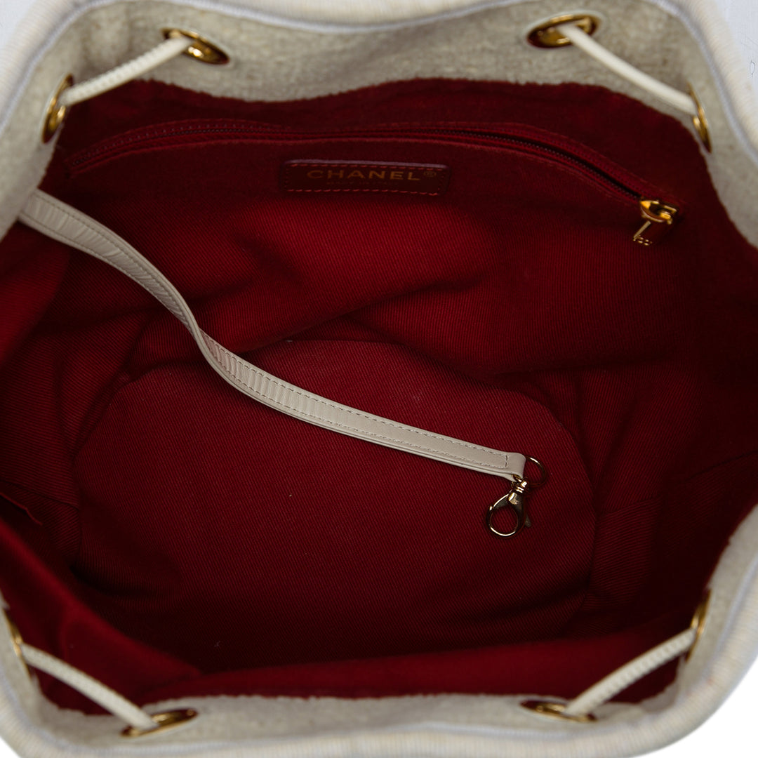 Chanel Deauville Sac à cordon seau Petit Tweed Blanc – vue 4 – GABY PARIS