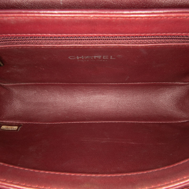 Chanel CC Surpiqué Chaîne à rabat Cuir de veau