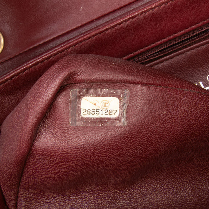 Chanel CC Surpiqué Chaîne à rabat Cuir de veau