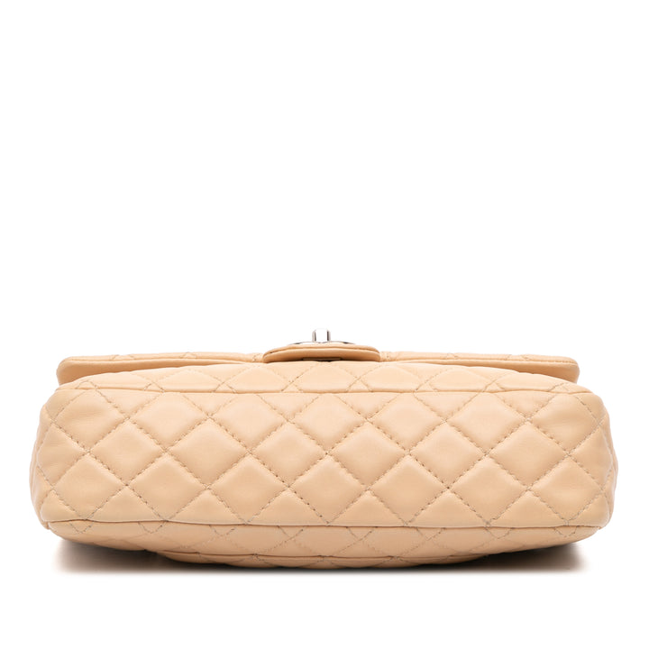 Chanel Medium Classic Cuir d’agneau Double rabat Marron
