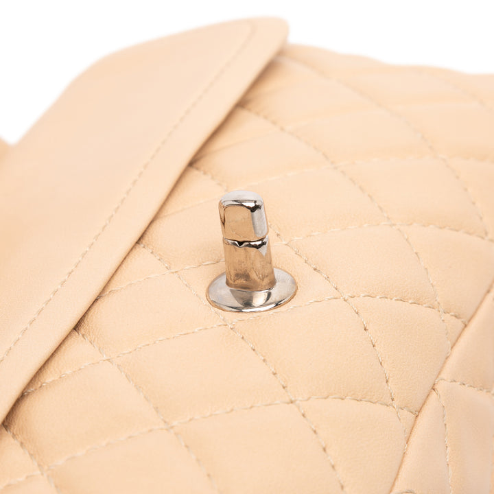 Chanel Medium Classic Cuir d’agneau Double rabat Marron