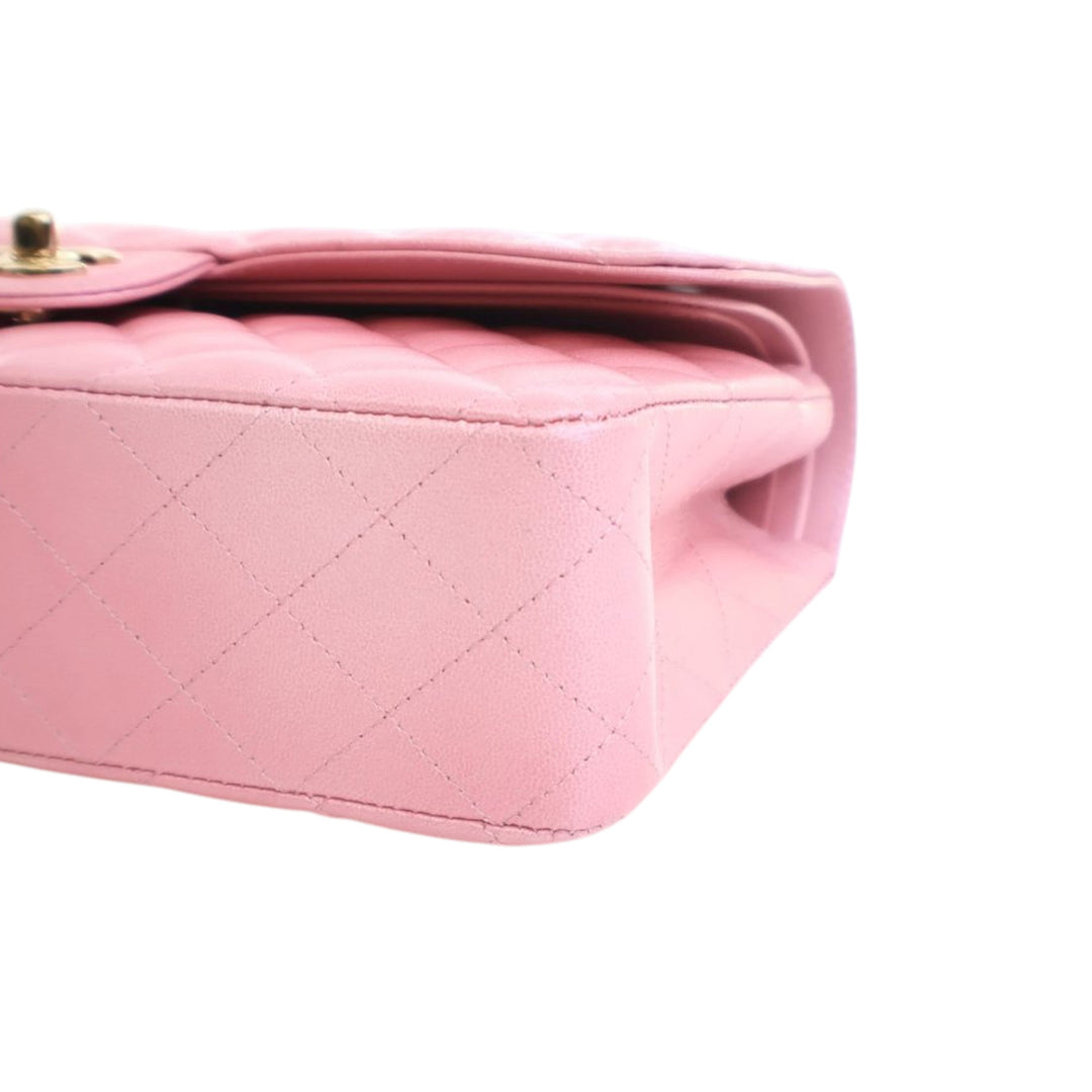 Chanel Medium Classic Iridescent Cuir d’agneau Double rabat Rose
