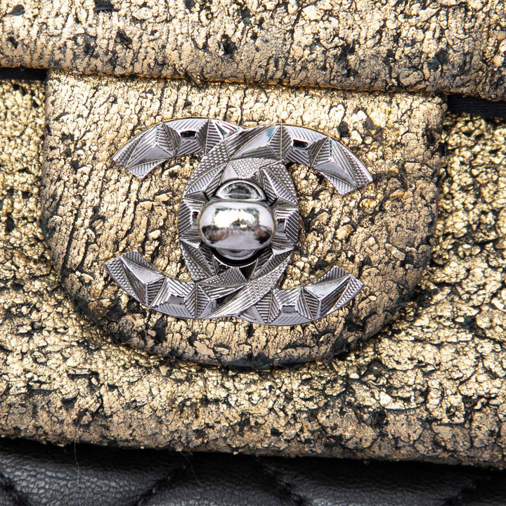 Métallisé et Matelassé Mineral Nights Pochette avec chaîne Cuir d'agneau Doré