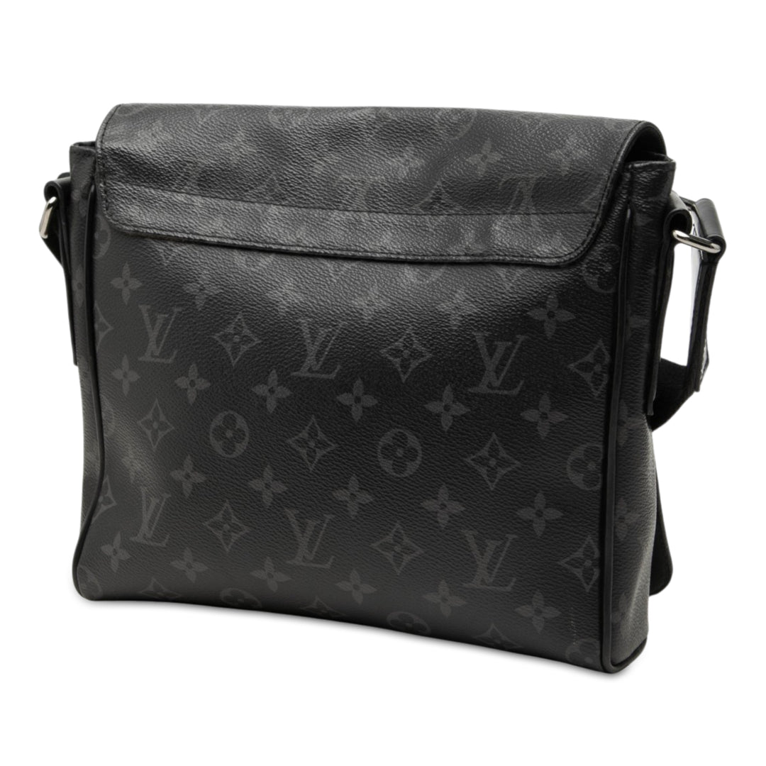 Louis Vuitton District PM Toile Monogram Eclipse