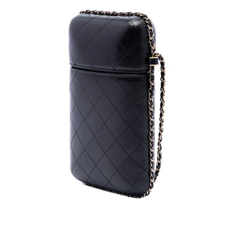 CC Matelassé et clouté Sac rond à chaîne Étui téléphone Cuir d'agneau Noir