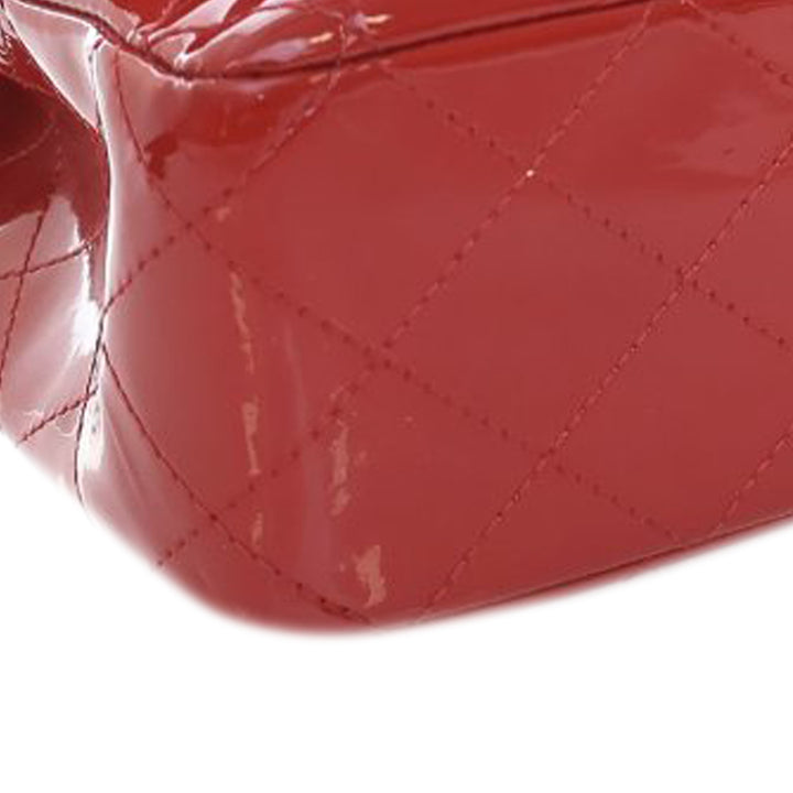 Chanel Medium Classic Cuir verni Double rabat Rouge