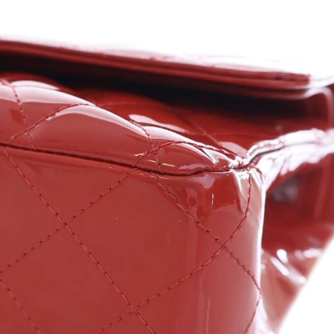 Chanel Medium Classic Cuir verni Double rabat Rouge