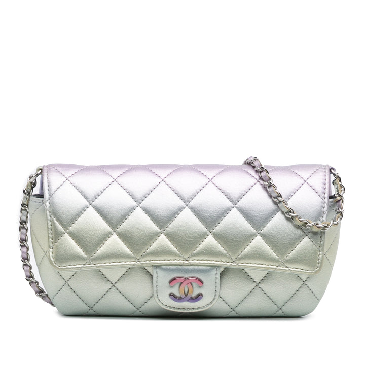 Chanel Gradient Métallisé Quilted Cuir de veau Glasses Étui With Chain Argenté