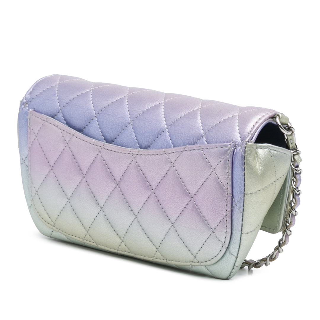 Chanel Gradient Métallisé Quilted Cuir de veau Glasses Étui With Chain Argenté
