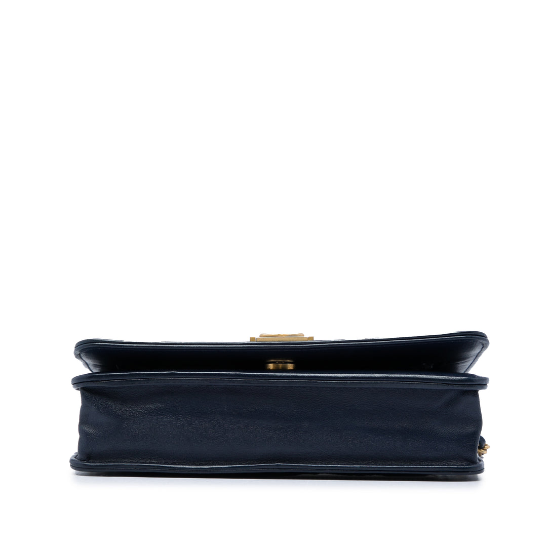 Matelassé Boy Wallet on Chain Cuir d'agneau Bleu