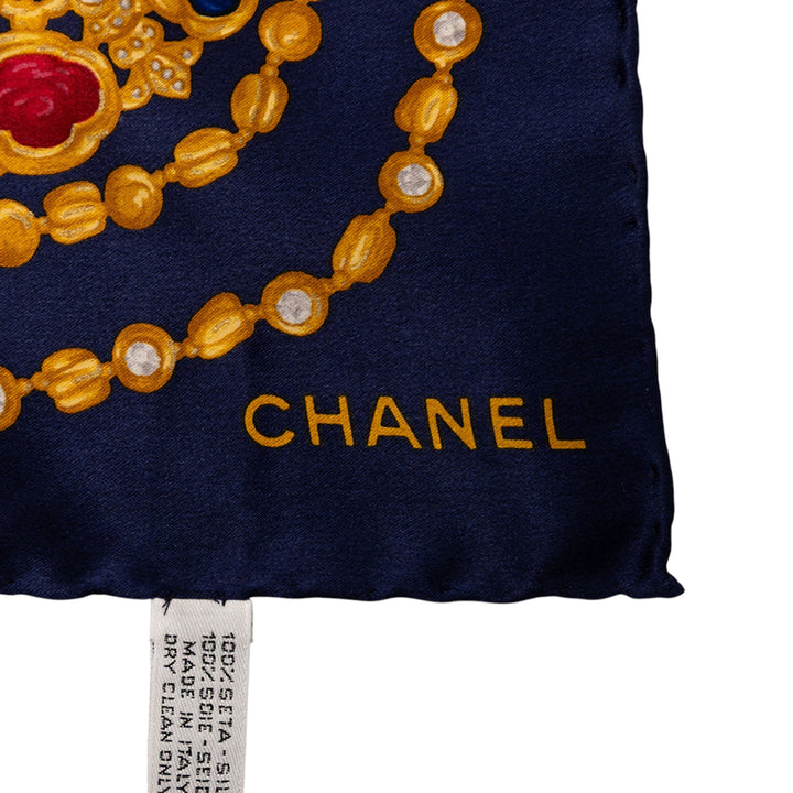 Chanel Gripoix Soie Foulard Bleu – GABY PARIS Authentique