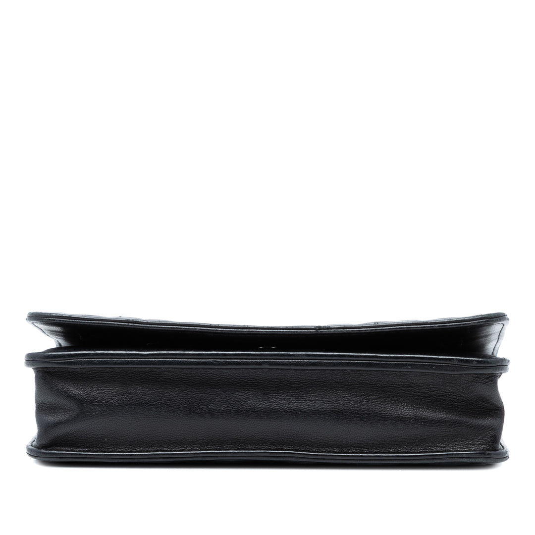 Chanel CC embossé Cuir d’agneau Diamond Wallet on Chain