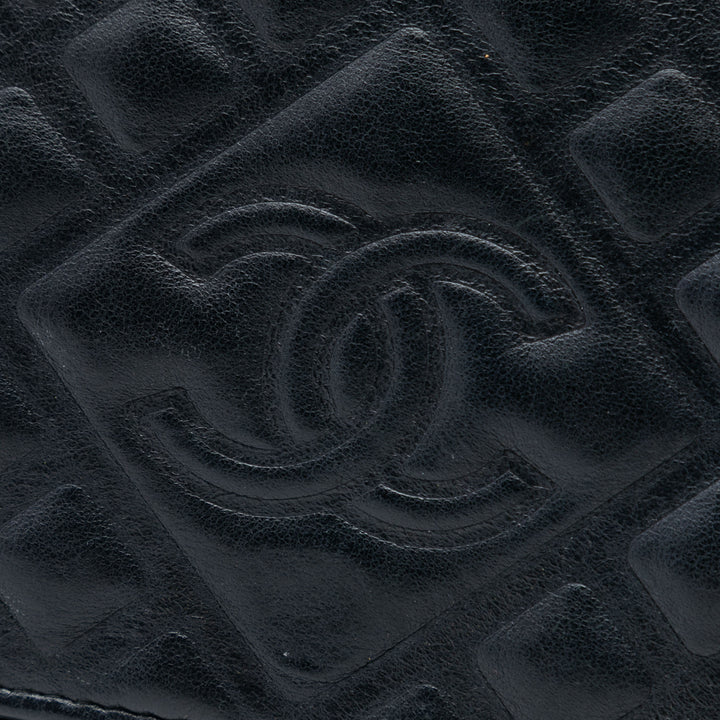 Chanel CC embossé Cuir d’agneau Diamond Wallet on Chain