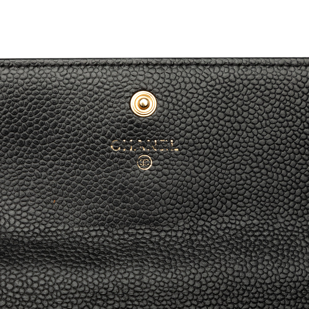 Chanel CC Matelassé à rabat Portefeuille long Cuir caviar Noir